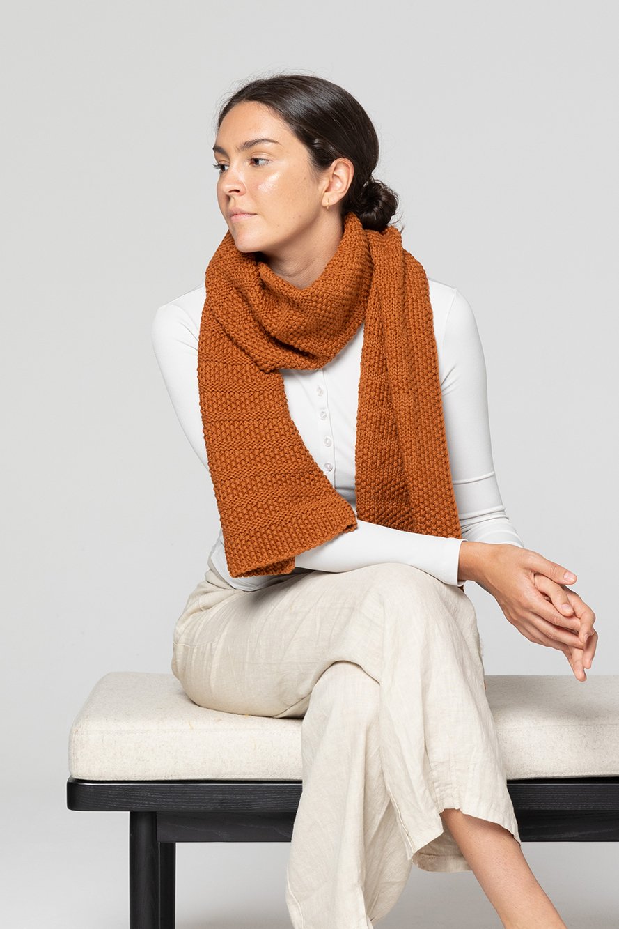 Moss Stitch Knit Scarf - Rust